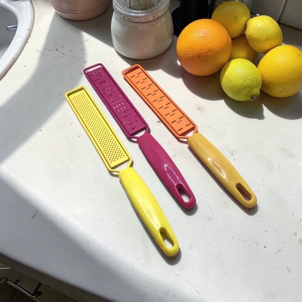 Rare Retro Avon 3pc Colorful Vintage Inspired Stainless Steel Grater Set